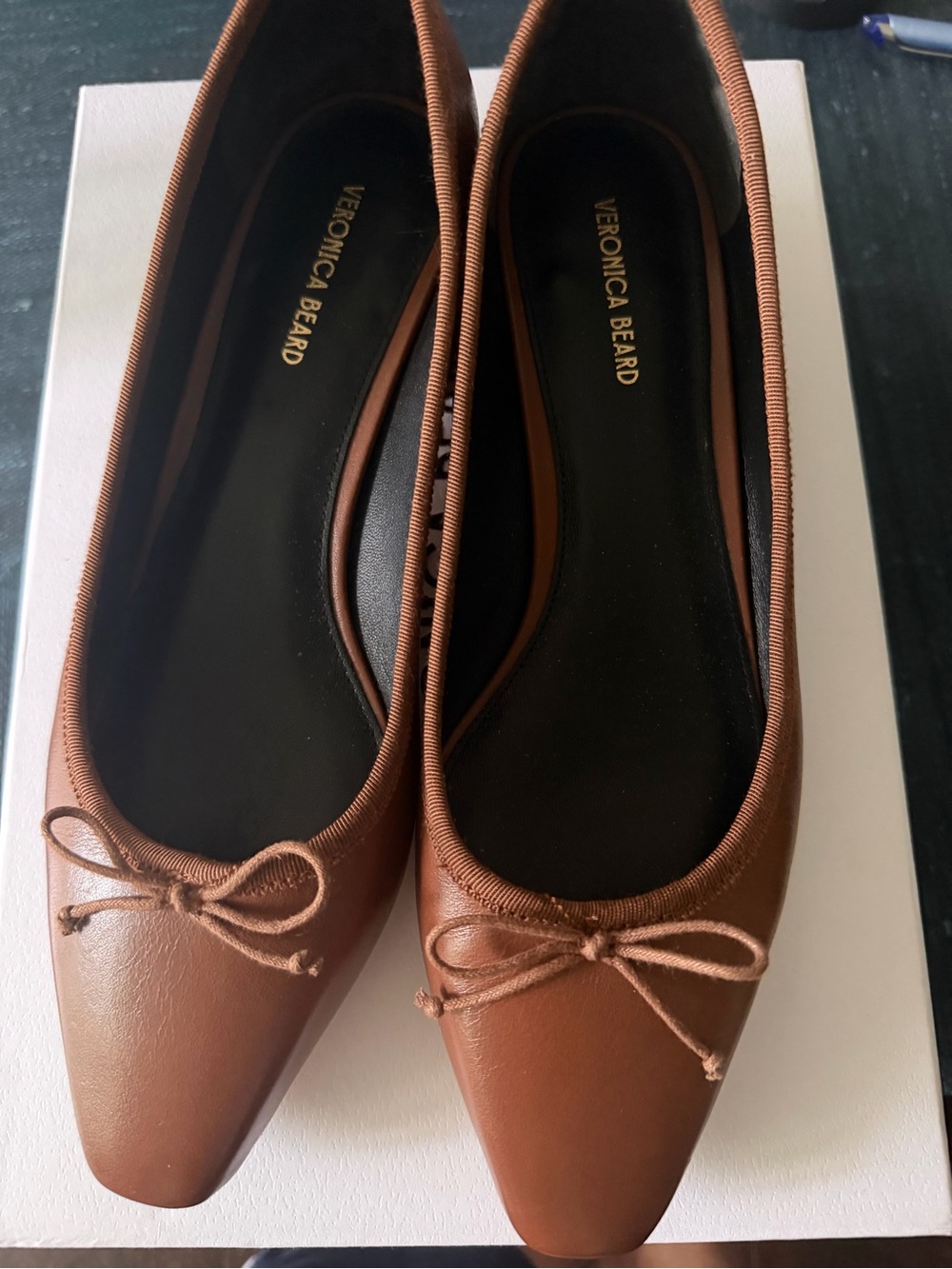 Veronica Beard Women Brown Leather Ballet sm block heel + bow worn 1x like new